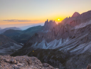 Read more about the article Serendipity in the Dolomites: Castle Concerts, Sunset Towers & My First Steps on the Alta Via 2