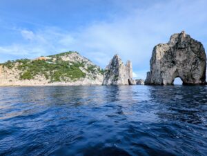 Read more about the article From “Schnuderlumpen” to Sunset Gold: The Chaos and Majesty of 48 Hours in Naples