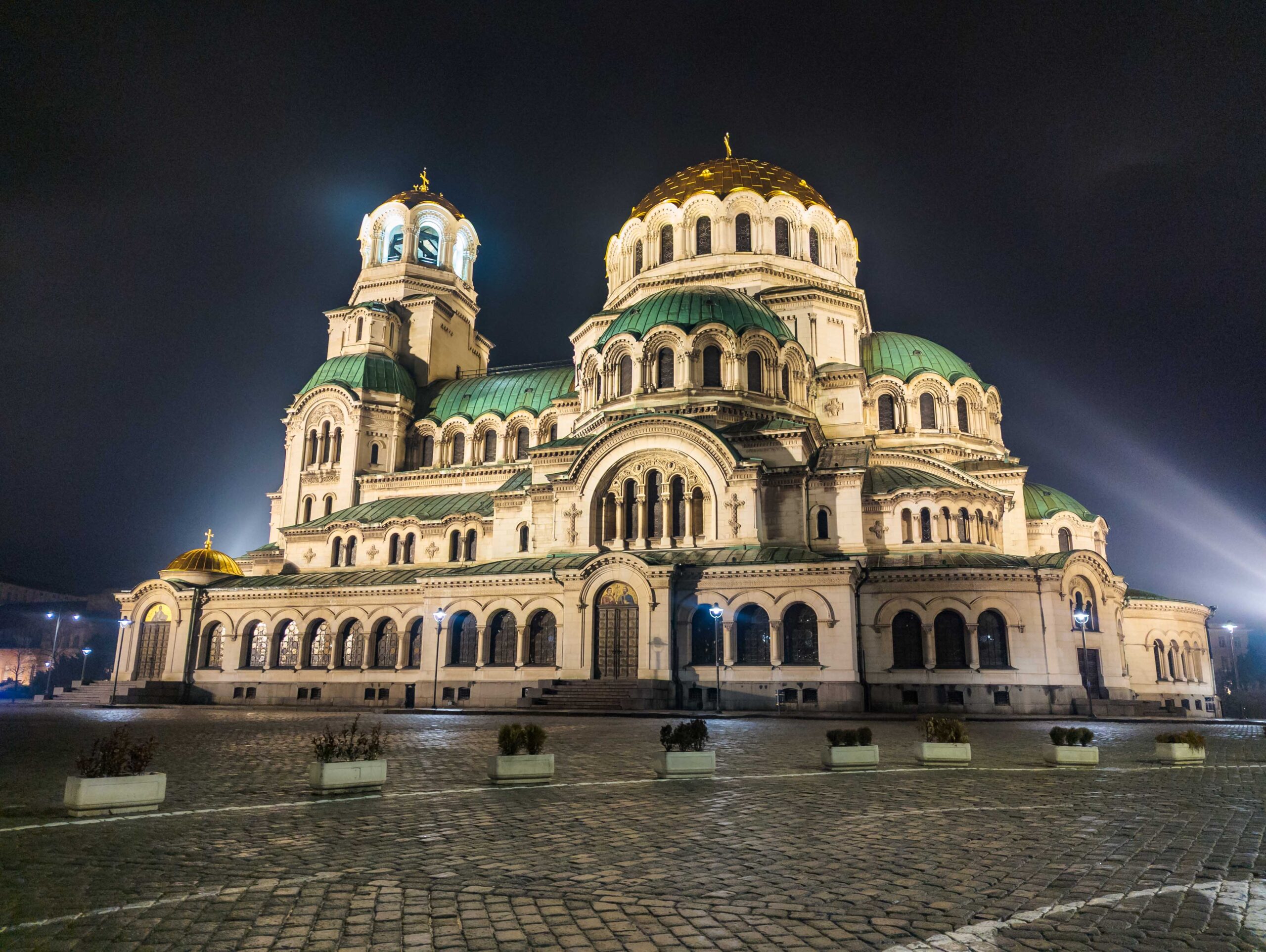 You are currently viewing The 48-Hour Blitz: Sofia, Snow, and the Art of the Accidental Kebab