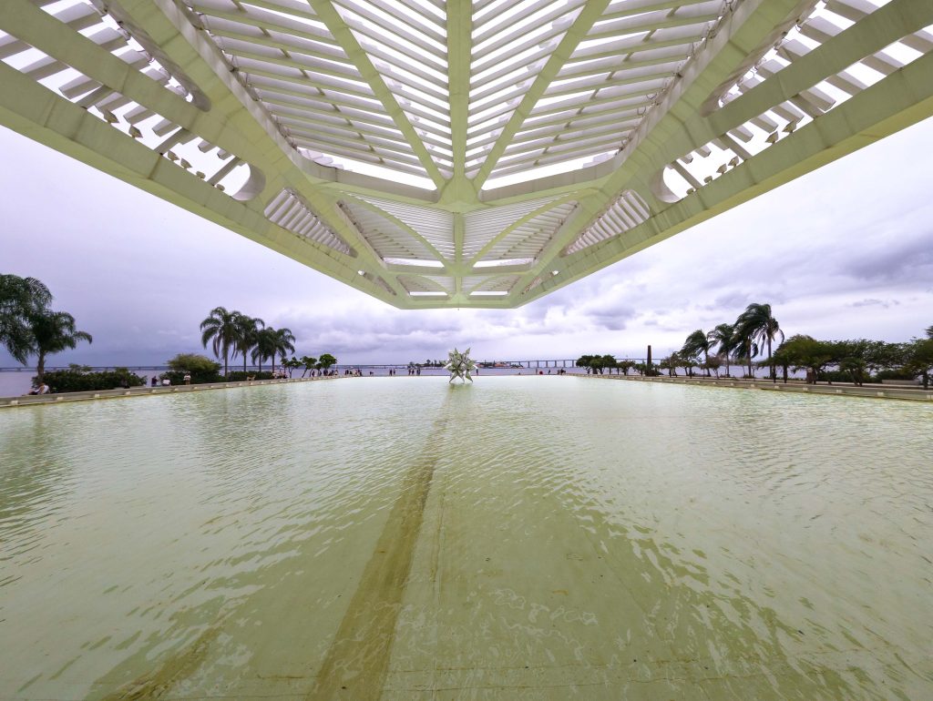 Museu do Amanha futuristic white cantilevered roof and reflecting pool at Pier Maua